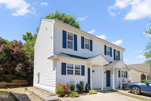 2221 Whistling Straits Way, Raleigh, NC 27604