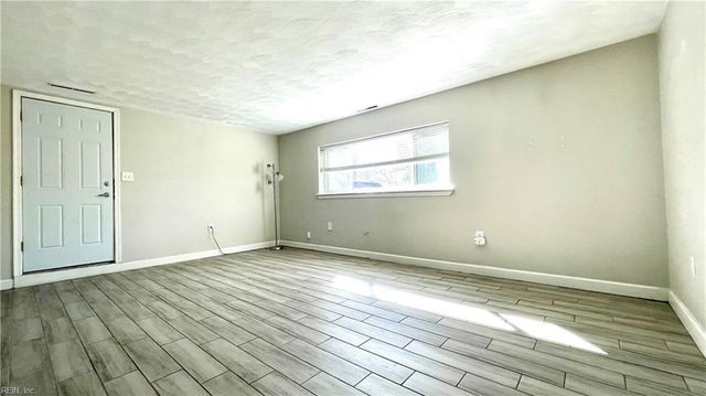 329 Jacqueline AVE, Virginia Beach, VA 23462