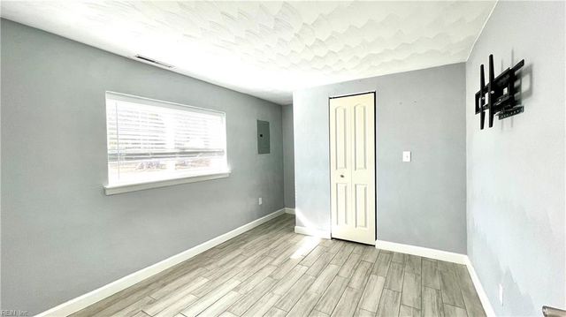 329 Jacqueline AVE, Virginia Beach, VA 23462