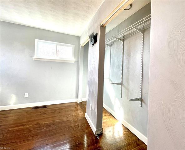 329 Jacqueline AVE, Virginia Beach, VA 23462