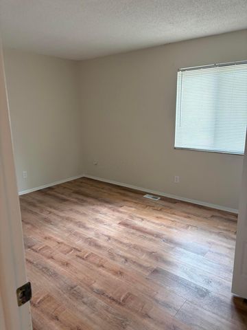 4760 Ransey, Columbus, OH 43230
