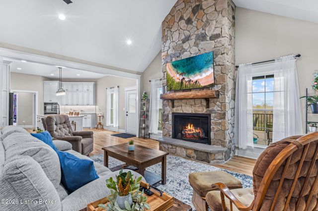 178 Clayleen Way, Taylorsville, KY 40071