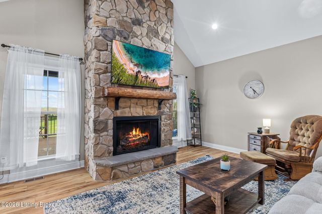 178 Clayleen Way, Taylorsville, KY 40071