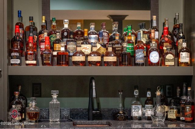 178 Clayleen Way, Taylorsville, KY 40071