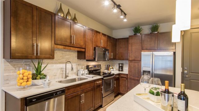 2910 Milam St Street 1426, Houston, TX 77006