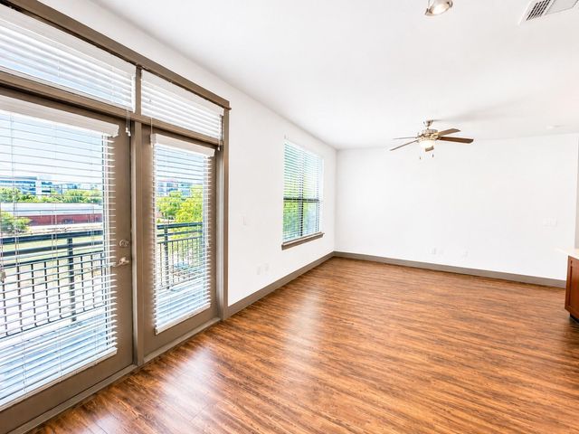 2910 Milam St Street 1426, Houston, TX 77006