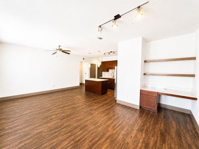 2910 Milam St Street 1426, Houston, TX 77006