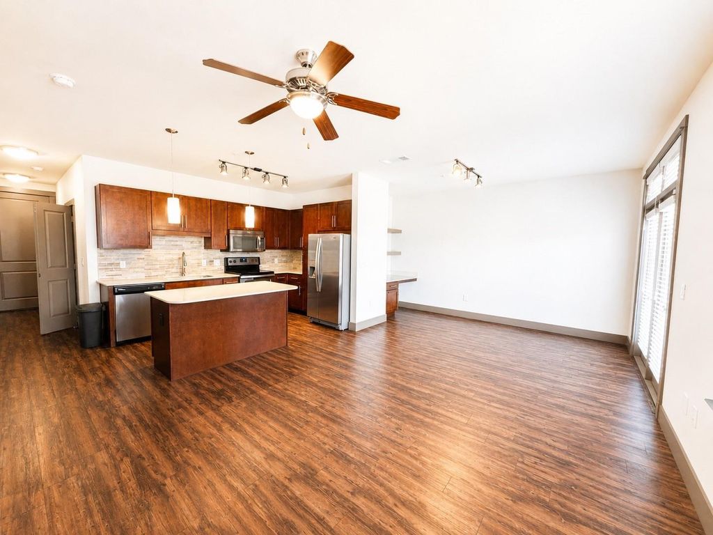 2910 Milam St Street 1426, Houston, TX 77006