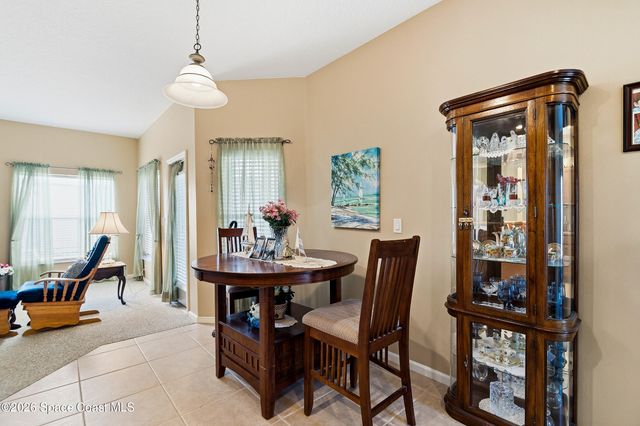 698 Thuringer Street NW, Palm Bay, FL 32907