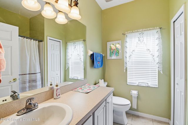 698 Thuringer Street NW, Palm Bay, FL 32907
