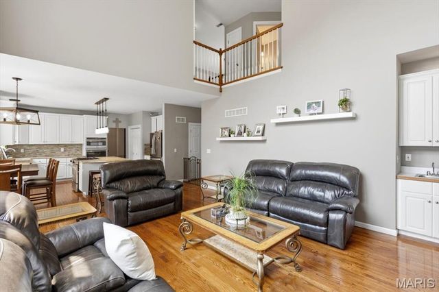 688 Meramec View Drive, Eureka, MO 63025