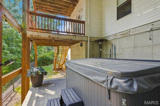 688 Meramec View Drive, Eureka, MO 63025