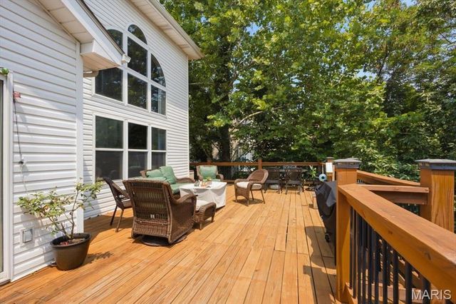688 Meramec View Drive, Eureka, MO 63025