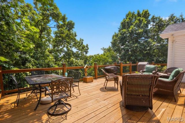 688 Meramec View Drive, Eureka, MO 63025