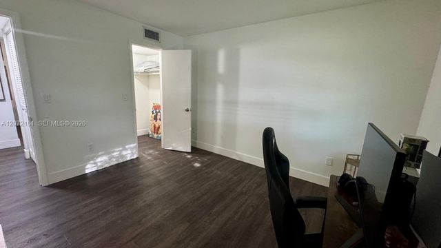 3390 Foxcroft Road C305, Miramar, FL 33025