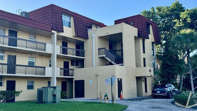 3390 Foxcroft Road C305, Miramar, FL 33025