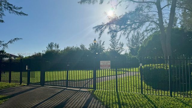 3390 Foxcroft Road C305, Miramar, FL 33025
