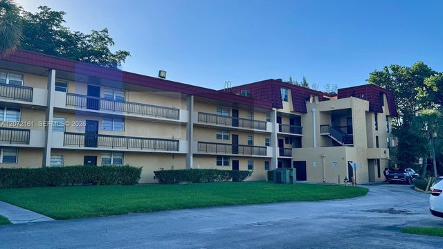 3390 Foxcroft Road C305, Miramar, FL 33025