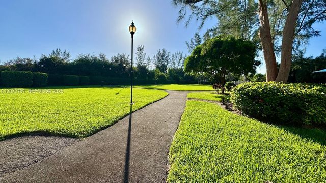 3390 Foxcroft Road C305, Miramar, FL 33025