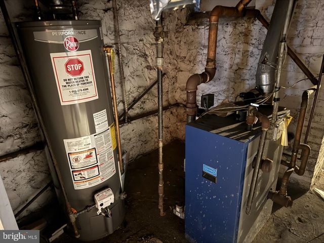 3045 GUILFORD AVE, Baltimore, MD 21218