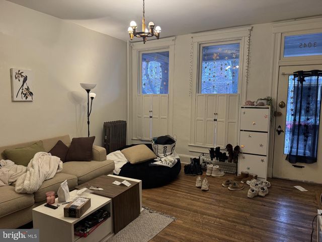 3045 GUILFORD AVE, Baltimore, MD 21218