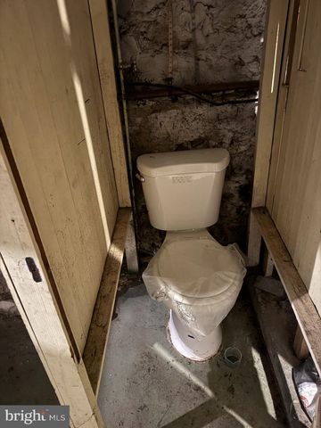 3045 GUILFORD AVE, Baltimore, MD 21218