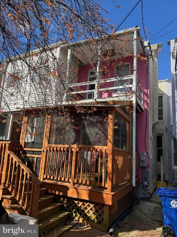 3045 GUILFORD AVE, Baltimore, MD 21218