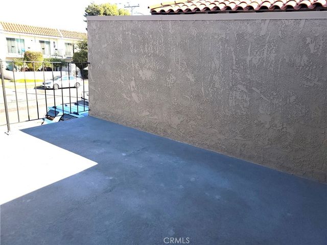16742 Lynn Lane C, Huntington Beach, CA 92649