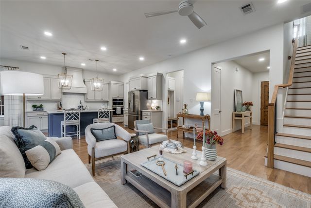 7103 Brisa Drive, Dallas, TX 75223