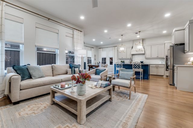 7103 Brisa Drive, Dallas, TX 75223