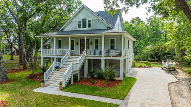 3635 Pandora Drive, Mount Pleasant, SC 29466