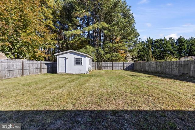 21488 FOREST RUN DR, Lexington Park, MD 20653