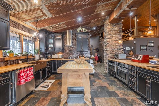 489 Pumpkin Patch Road, Doniphan, MO 63935