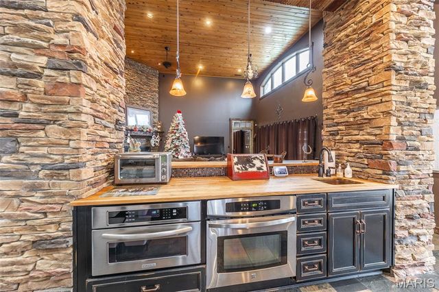 489 Pumpkin Patch Road, Doniphan, MO 63935