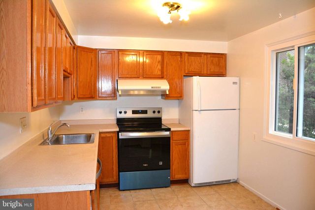 10336 WATKINS MILL DR, Montgomery Village, MD 20886