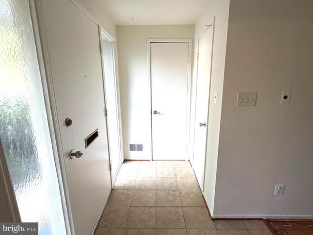 10336 WATKINS MILL DR, Montgomery Village, MD 20886