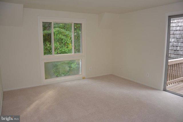 10336 WATKINS MILL DR, Montgomery Village, MD 20886