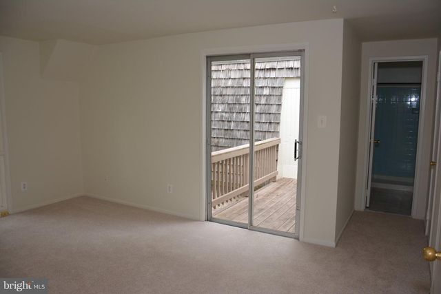 10336 WATKINS MILL DR, Montgomery Village, MD 20886