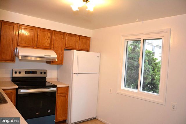 10336 WATKINS MILL DR, Montgomery Village, MD 20886