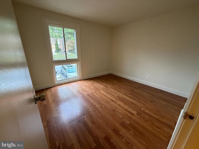 10336 WATKINS MILL DR, Montgomery Village, MD 20886