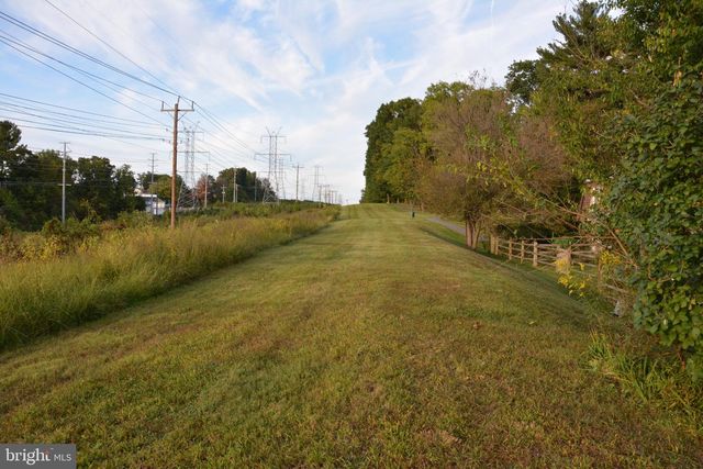 10336 WATKINS MILL DR, Montgomery Village, MD 20886