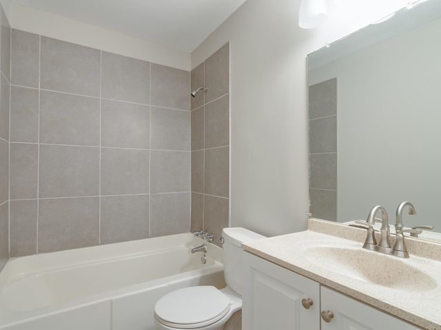 450 HOMEVILLE RD, Collierville, TN 38017