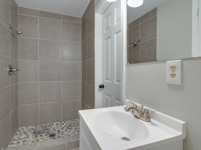 450 HOMEVILLE RD, Collierville, TN 38017