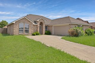 108 Waterview Parkway, Red Oak, TX 75154