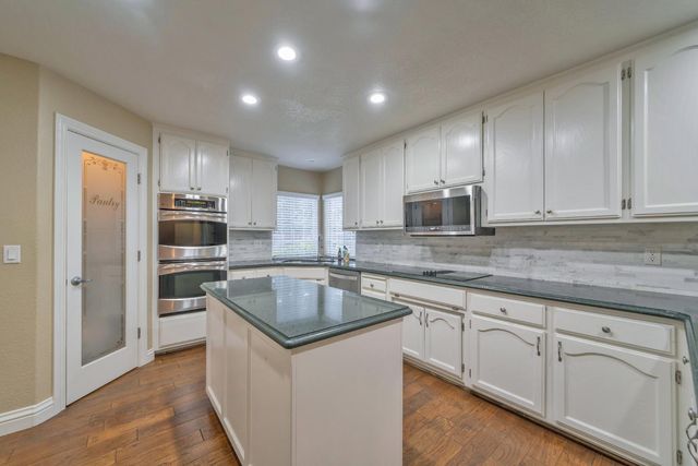 3182 Birmingham Way, El Dorado Hills, CA 95762