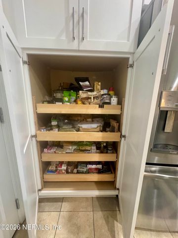 6939 WOODY VINE Drive, Jacksonville, FL 32258