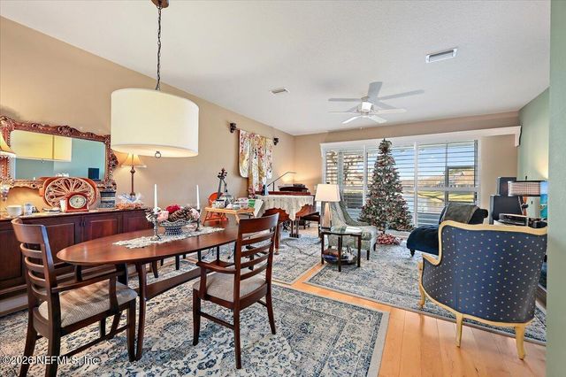 6939 WOODY VINE Drive, Jacksonville, FL 32258