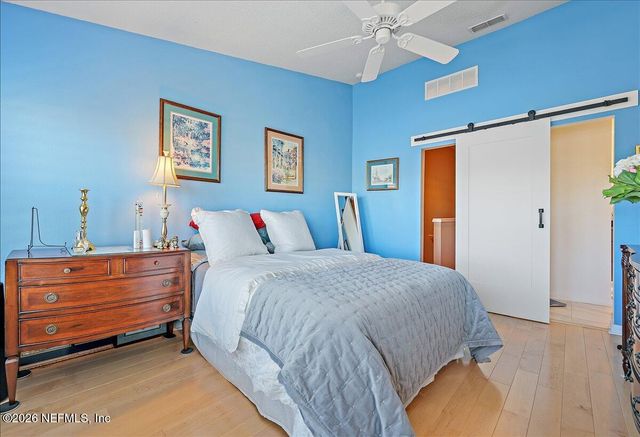 6939 WOODY VINE Drive, Jacksonville, FL 32258