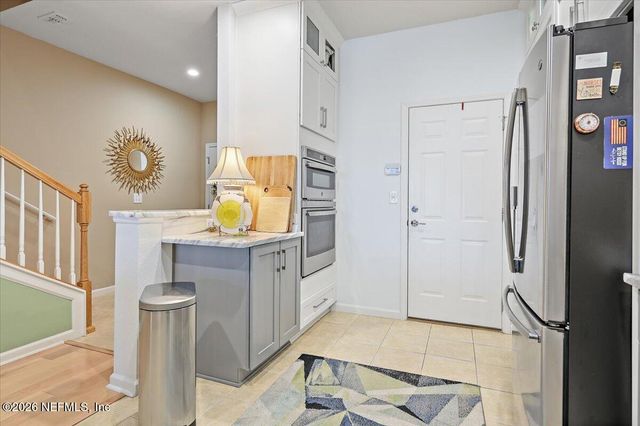 6939 WOODY VINE Drive, Jacksonville, FL 32258