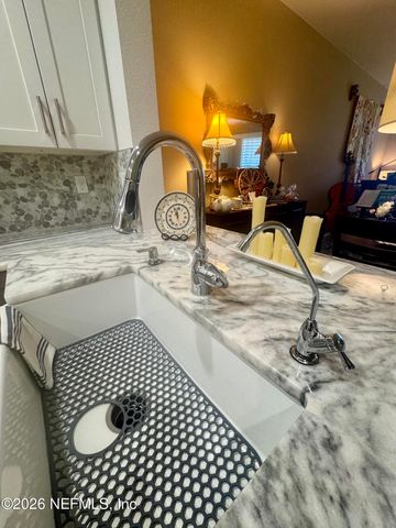 6939 WOODY VINE Drive, Jacksonville, FL 32258